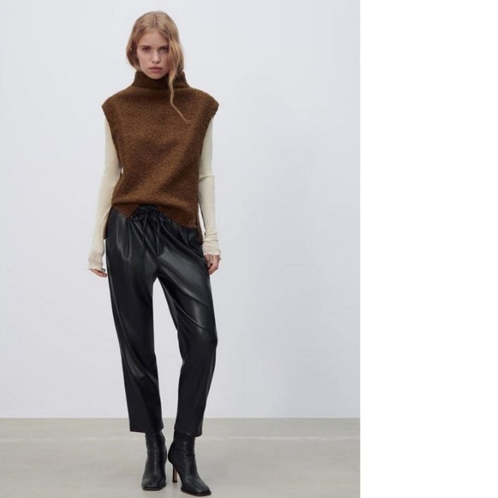 Zara black faux leather weekend pants, XS